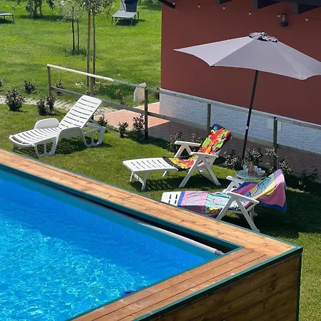 Casa Dei Bulldogs By Interhome