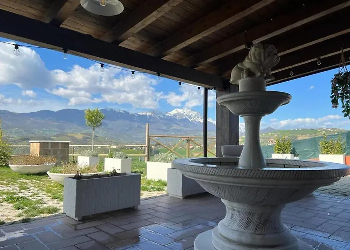 Casa Dei Bulldogs By Interhome Сasa de vacaciones Penne